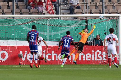 Der VfB Stuttgart hat in der ersten Runde des DFB-Pokal ein peinliches Aus knapp vermieden. Foto: Pressefoto Baumann