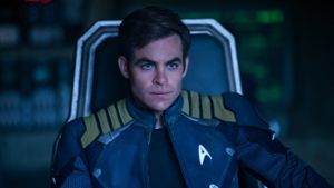 Chris Pine sitzt als Captain Kirk längst so selbstbewusst auf dem Kommandantenstuhl der Enterprise wie einst William Shatner. Foto:Paramount Foto:  