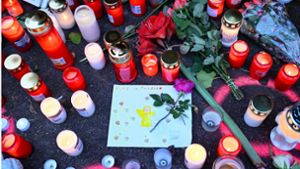 Due Trauer nach dem Tod eines Mädchens in Illerkirchberg war groß (Archivbild). Foto: dpa/Bernd Weißbrod