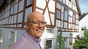 Karlheinz Massa hat fast 20  Jahre lang im  Rathaus in Gronau (im Bild) und in Prevorst Foto: Oliver von Schaewen