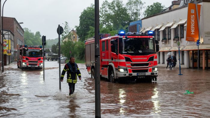 Erdrutsche und Überflutungen nach Dauerregen im Saarland