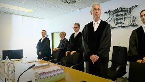 Die 13. Kammer des Verwaltungsgerichts mit dem Vorsitzenden Richter Wolfgang Kern (2. v. r.) hat geurteilt.   Rasche Fahrverbote sind demnach möglich. Foto: Lichtgut/Leif Piechowski