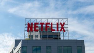 Netflix hat nun weltweit 269,6 Millionen zahlende Kunden. Foto: Andrej Sokolow/dpa