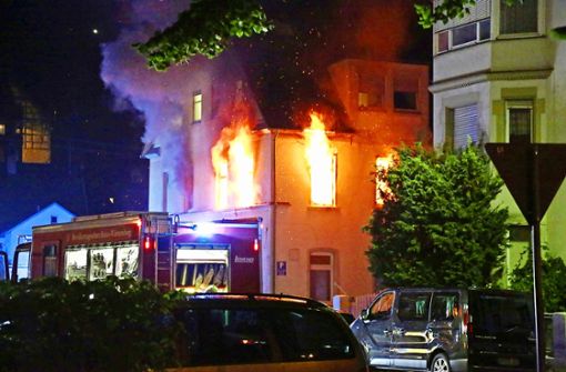 Der erste Stock des Gebäudes stand in Flammen. Foto: 7aktuell.de/Christina Zambito