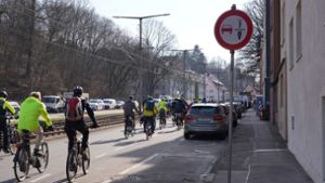 Radfahrer machen sich für eine Radspur in Kaltental stark – hier ein Bild von der Radlerdemo vergangenen Samstag. Foto: Andreas Rosar /Fotoagentur-Stuttgart