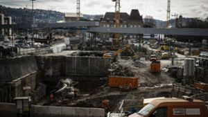 Um die Finanzierung der Mehrkosten für die S-21-Baustelle gibt es einen von der Bahn AG begonnenen Rechtsstreit. Foto: Lichtgut/Leif Piechowski