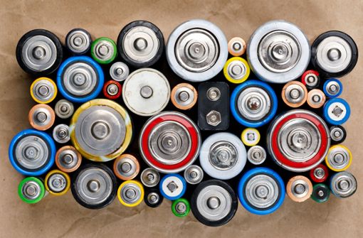 Hier erfahren Sie die wichtigsten Regeln, wie Sie Batterien richtig aufbewahren und was Sie bei der Lagerung beachten sollten.