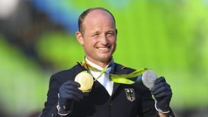 Einzelgold und Mannschaftssilber – Michael Jung bringt gleich zwei Medaillen aus Rio mit nach Hause an den Neckar. Foto: AAP