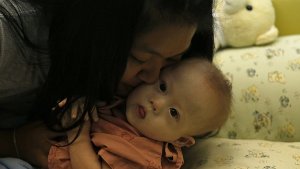 Polizei nimmt Leihmütter-Babys in Obhut