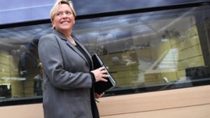 Susanne Eisenmann lobt die Stuttgarter Eliteschulen. Foto: dpa