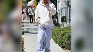 Justin Bieber sorgt mit einem ungewöhnlichen Jogginghosen-Outfit für Aufsehen. Foto: affinitypicture/BACKGRID/Action Press