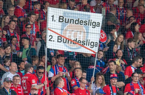 Der 1. FC Heidenheim kann in seiner ersten Bundesligasaison nur mit einer Sondergenehmigung im heimischen Stadion spielen. (Archivbild) Foto: dpa/Stefan Puchner