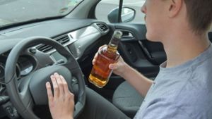 Zollernalbkreis: Ohne Führerschein, aber mit Alkohol im Blut - Fahrer flieht vor Polizei