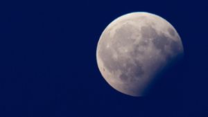 Eine Mondfinsternis steht kurz bevor. (Symbolbild) Foto: dpa