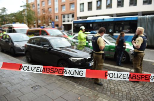 Ein Mann hat am Samstagmorgen in München mehrere Menschen mit einem Messer verletzt. Foto: dpa