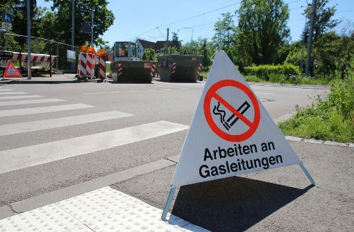 Die Arbeiten an der Gasleitung in Bad Cannstatt könnten bis nächste Woche andauern. Foto: 7aktuell.de/Jens Pusch