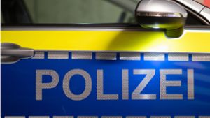 Stuttgart-Zuffenhausen: Passantin schlägt Diebe in die Flucht – Polizei sucht Zeugen