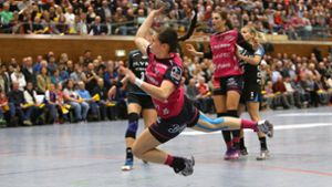 Will mit ihren „TuSsies“ aus Metzingen in der Porsche-Arena für einen Zuschauerrekord in der Frauen-Handballbundesliga sorgen: Katharina Beddies Foto: Baumann