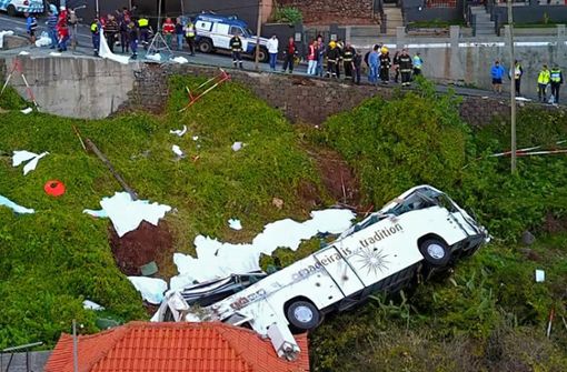 Auf Madeira ist ein Bus mit Touristen verunglückt. Foto: AFP