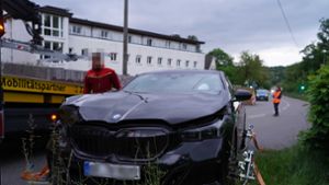 Die Polizei sucht Zeugen zu dem Unfall. Foto: Andreas Rosar/Fotoagentur-Stuttgart