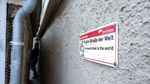 Die engste Straße der Welt kann in Reutlingen bewundert werden. (Archivbild) Foto: dpa/Jonas Schöll
