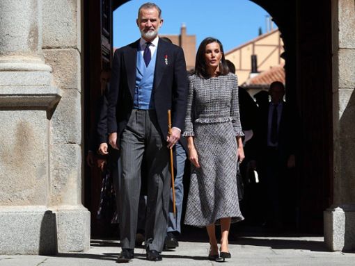 Gut angezogen wie immer: König Felipe und Königin Letizia von Spanien bei einer Preisverleihung in Madrid. Foto: Cordon Press/Action Press