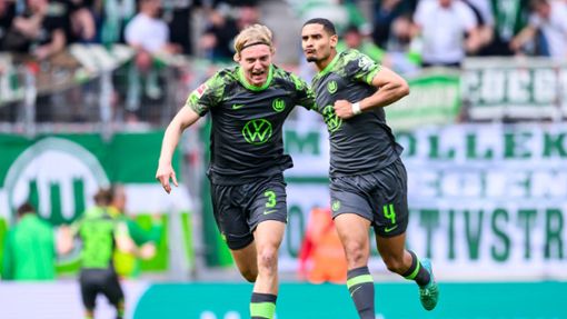 Wolfsburg setzte sich nach Rückstand noch in Freiburg durch. Foto: Tom Weller/dpa