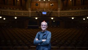 Reid Anderson auf der Bühne des Stuttgarter Opernhauses Foto: Stuttgarter Ballett / Roman Novitzky