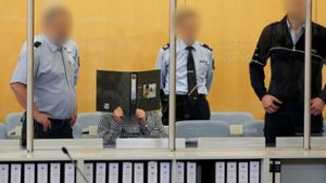 Angeklagter gesteht Kölner Messer-Attacke