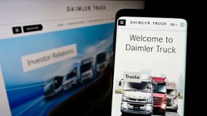 Wann zahlt Daimler Truck 2024 die Dividende?