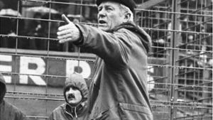 Trainer Albert Sing kehrte 1974 auf den Wasen zurück. Seine Mission blieb erfolglos – Sing und der VfB stiegen ab Foto: Baumann