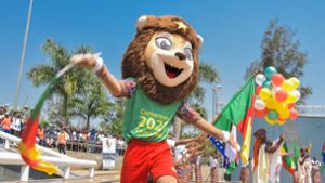 Das offizielle Maskottchen des Turniers ist – wie könnte es beim Ausrichterland Kamerun auch anders sein – ein Löwe. Die Nationalmannschaft Kaeruns nennt man auch die „Unbezähmbaren Löwen“. Foto: imago images/Xinhua/Kepseu