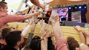 Es wird teuer: So viel kostet die Maß Bier beim Stuttgarter Frühlingsfest