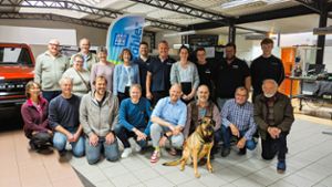 Marbach: Freie Wähler Marbach besichtigen Autohaus Bühler
