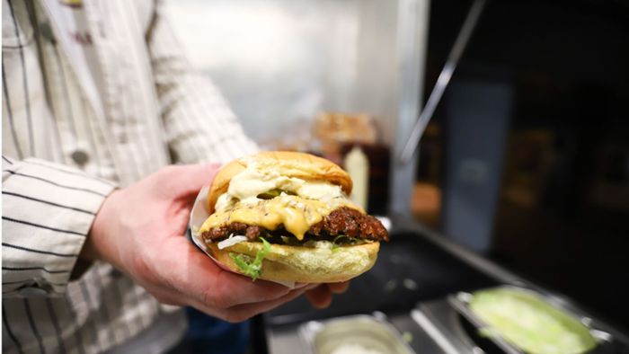 Foodtruck Smash FC am Studio Amore: Trend-Food Smash Burger – was steckt dahinter?