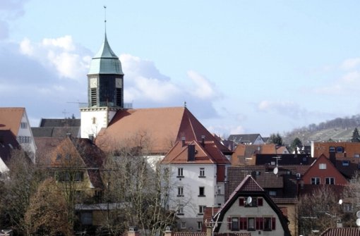 Pünktlich zum 40-Jahr-Jubiläum des Bhz werden vor der Stadtkirche Schwellen entfernt Foto: StZ