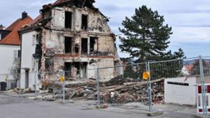 Viel ist nicht mehr übrig vom Gebäude, das nach einer Gasexplosion einstürzte. Foto: 7aktuell.de/Kevin Lermer