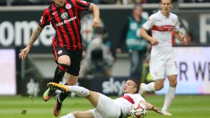 Marco Russ von Eintracht Frankfurt ist schwer erkrankt. Das Netz muntert ihn auf. Foto: Pressefoto Baumann