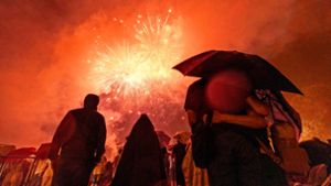 Trotz Regen ein Erfolg: Zehntausende besuchten das 71. Lichterfest auf dem Killesberg, erfreuten sich an Feuerwerk, Musik und Zauberwald. Foto: Lichtgut/Julian Rettig