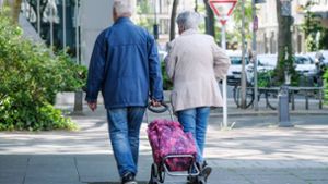 Die Rentenerhöhung fällt zum 1. Juli wieder relativ deutlich aus. Doch nicht jeder Rentner bekommt sie. Foto: IMAGO/Michael Gstettenbauer/IMAGO/Michael Gstettenbauer