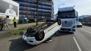 In Stuttgart-Feuerbach hat sich am Samstag ein Unfall ereignet. Foto: Rosar