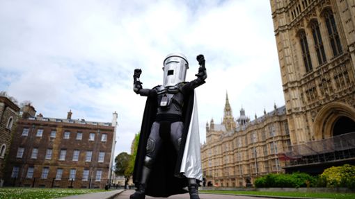 Quatschkandidaten wie Count Binface alias Komiker Jon Harvey haben in Großbritannien Tradition. Foto: Aaron Chown/PA Wire/dpa