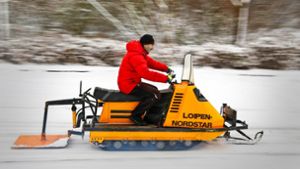 Fritz Aechtler bringt den Loipen-Nordstar auf Touren – falls doch noch genügend Schnee für eine Loipe fällt. Foto: factum/Granville