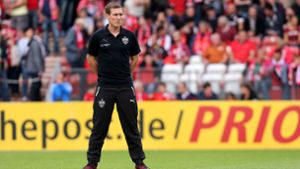 VfB-Trainer Hannes Wolf blickt skeptisch auf die Partie bei Hertha BSC Berlin. In unserer Bildergalerie gibt es den ganzen VfB-Kader für das Spiel in Berlin. Foto: Pressefoto Baumann