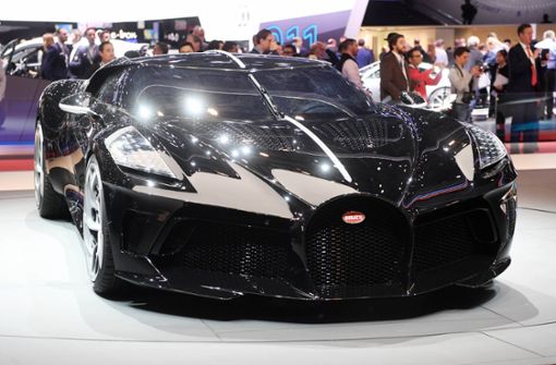 Bugatti stellte beim Genfer Autosalon „La Voiture Noire“ vor – einen mehrere Millionen Euro teuren Luxuswagen. Foto: dpa
