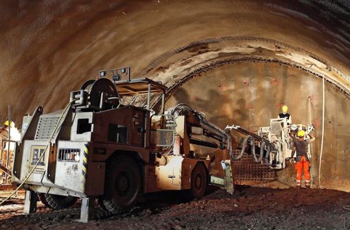 Der Rosensteintunnel sorgt auch zwei Jahre vor Inbetriebnahme im Rathaus immer noch für heftigen  Streit um Kosten und Nutzen des Projekts. Foto: Lichtgut /Jan Reich