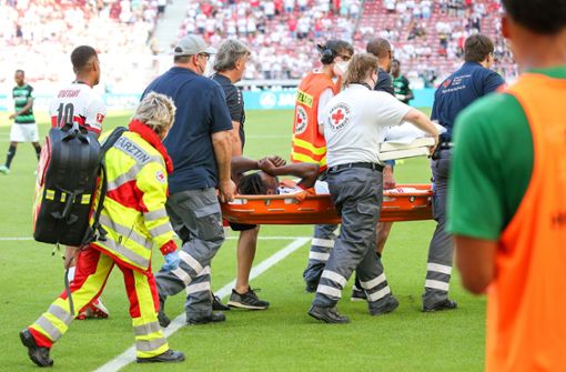 Vor VfB-Stürmer Mohamed Sankoh liegt eine lange Leidenszeit. Foto: Baumann/Keppler