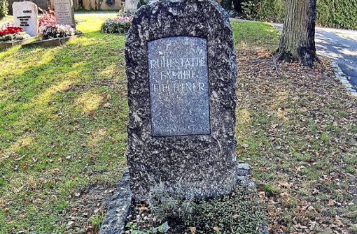 Das Grab Eduard Fiechtners auf dem Untertürkheimer Friedhof. Foto: Elke Hauptmann