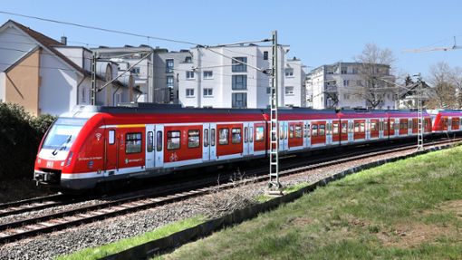 Die Bahn wird den Erschütterungsschutz an den S-Bahn-Gleisen auf den neuesten Stand bringen. Foto: Horst Rudel
