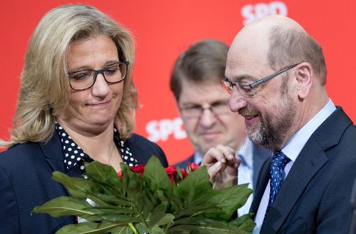 SPD-Chef Martin Schulz und Saar-Spitzenkandidatin Anke Rehlinger am Montag in Berlin. Foto: dpa
